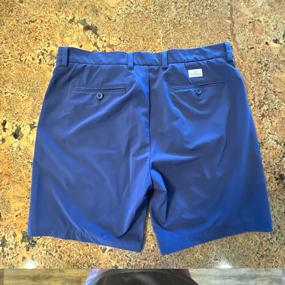 Vineyard Vines 35 men’s Breaker Shorts, 8 inch inseam